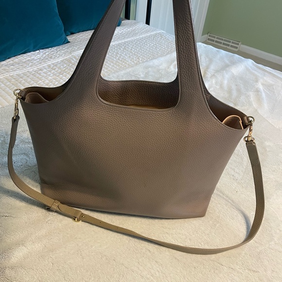 Cuyana 16” System Tote + Strap + insert - Picture 3 of 7